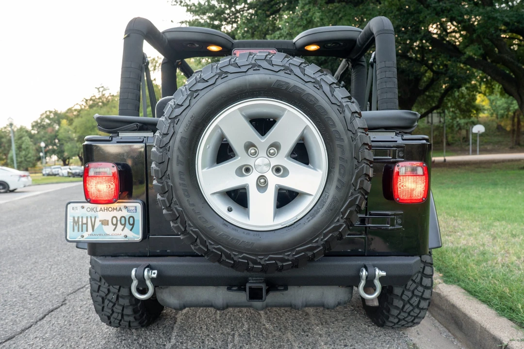 2004 Jeep TJ Wrangler - Image 9 of 31