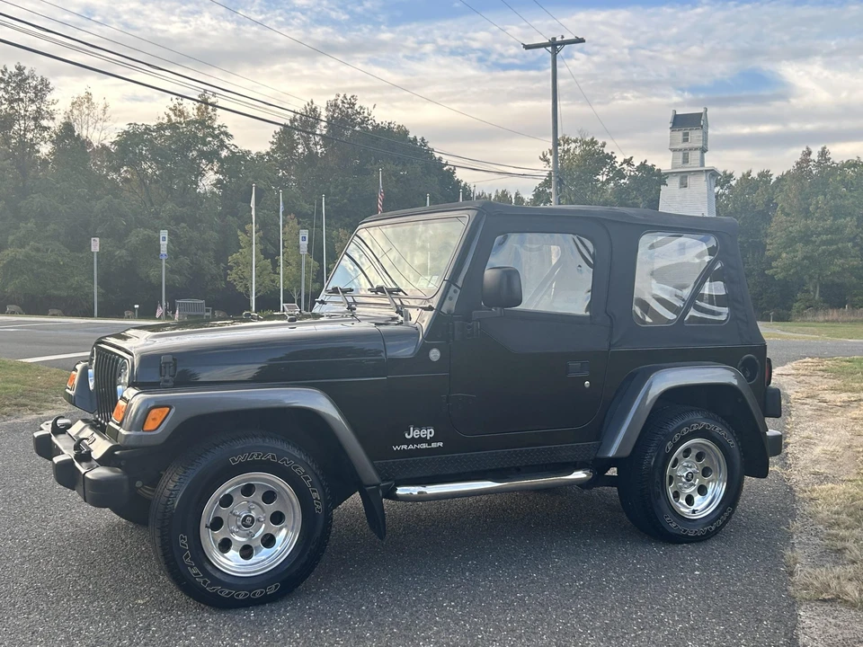 2004 Jeep TJ Wrangler - Image 2 of 31