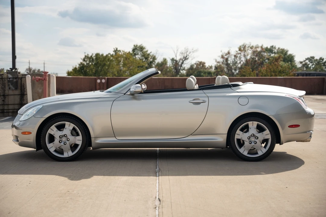 2004 Lexus SC430 - Image 22 of 31