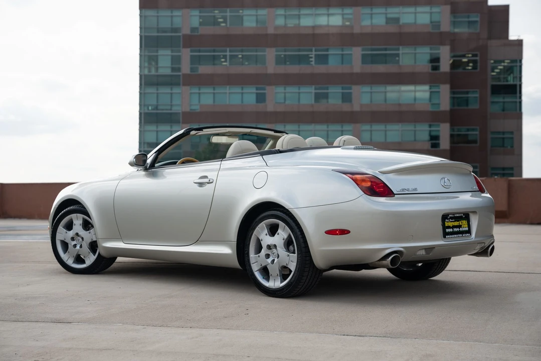 2004 Lexus SC430 - Image 18 of 31