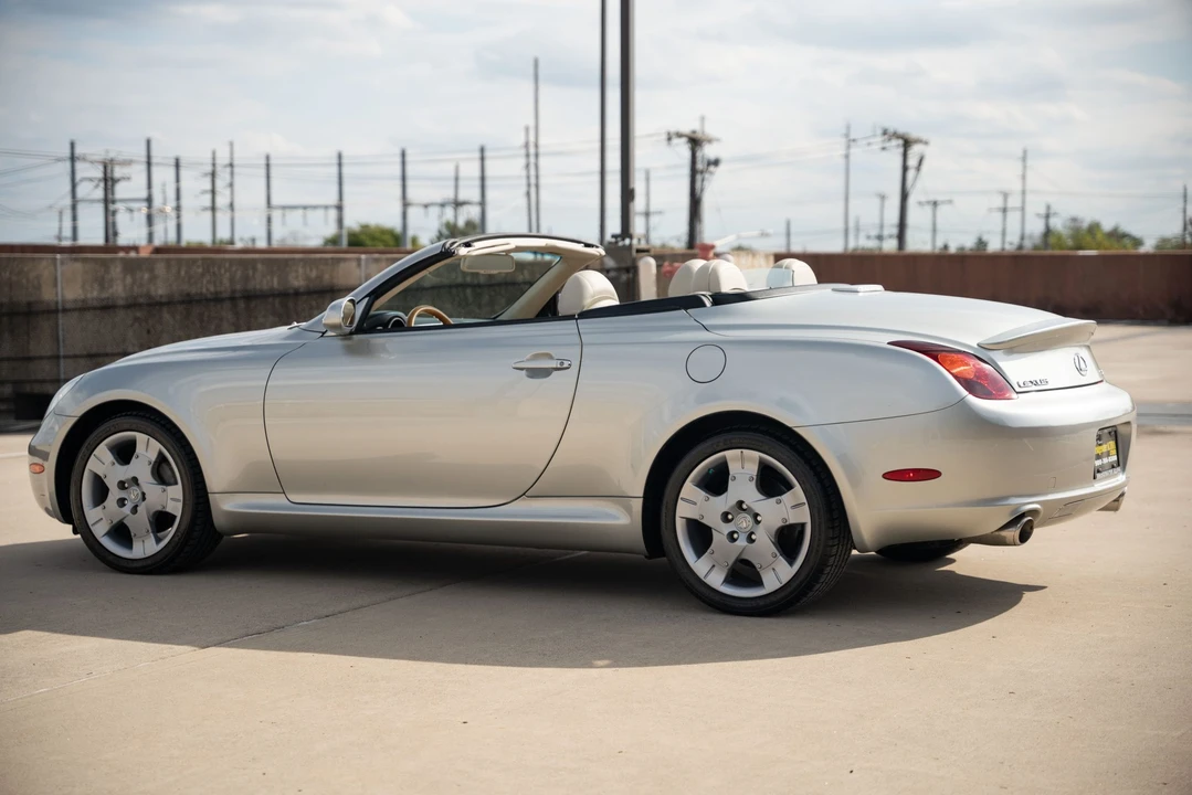 2004 Lexus SC430 - Image 20 of 31