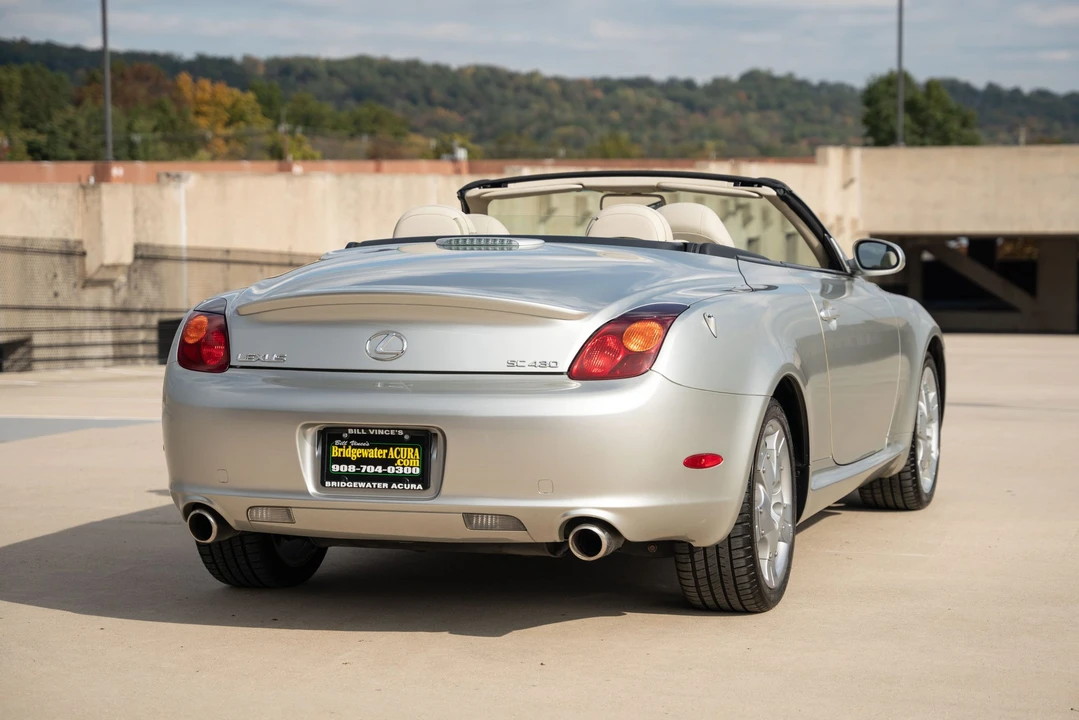 2004 Lexus SC430 - Image 14 of 31