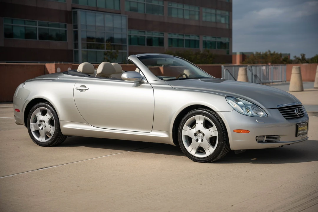 2004 Lexus SC430 - Image 7 of 31
