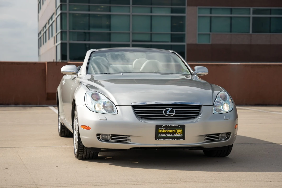 2004 Lexus SC430 - Image 5 of 31