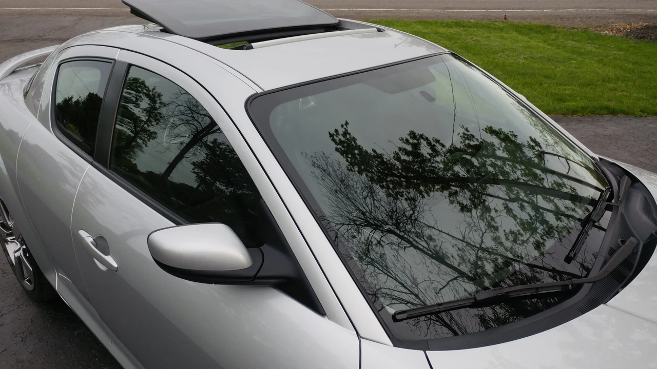 2004 Mazda RX-8 1st Gen - Image 22 of 31
