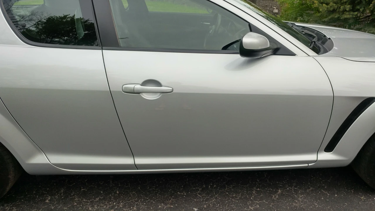 2004 Mazda RX-8 1st Gen - Image 25 of 31