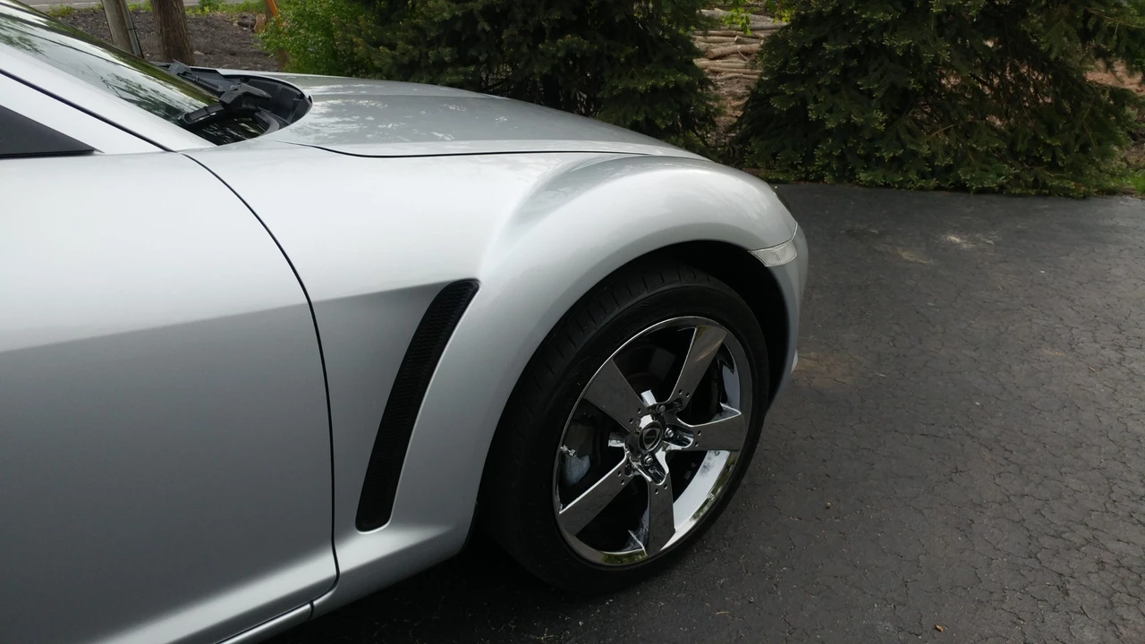 2004 Mazda RX-8 1st Gen - Image 19 of 31
