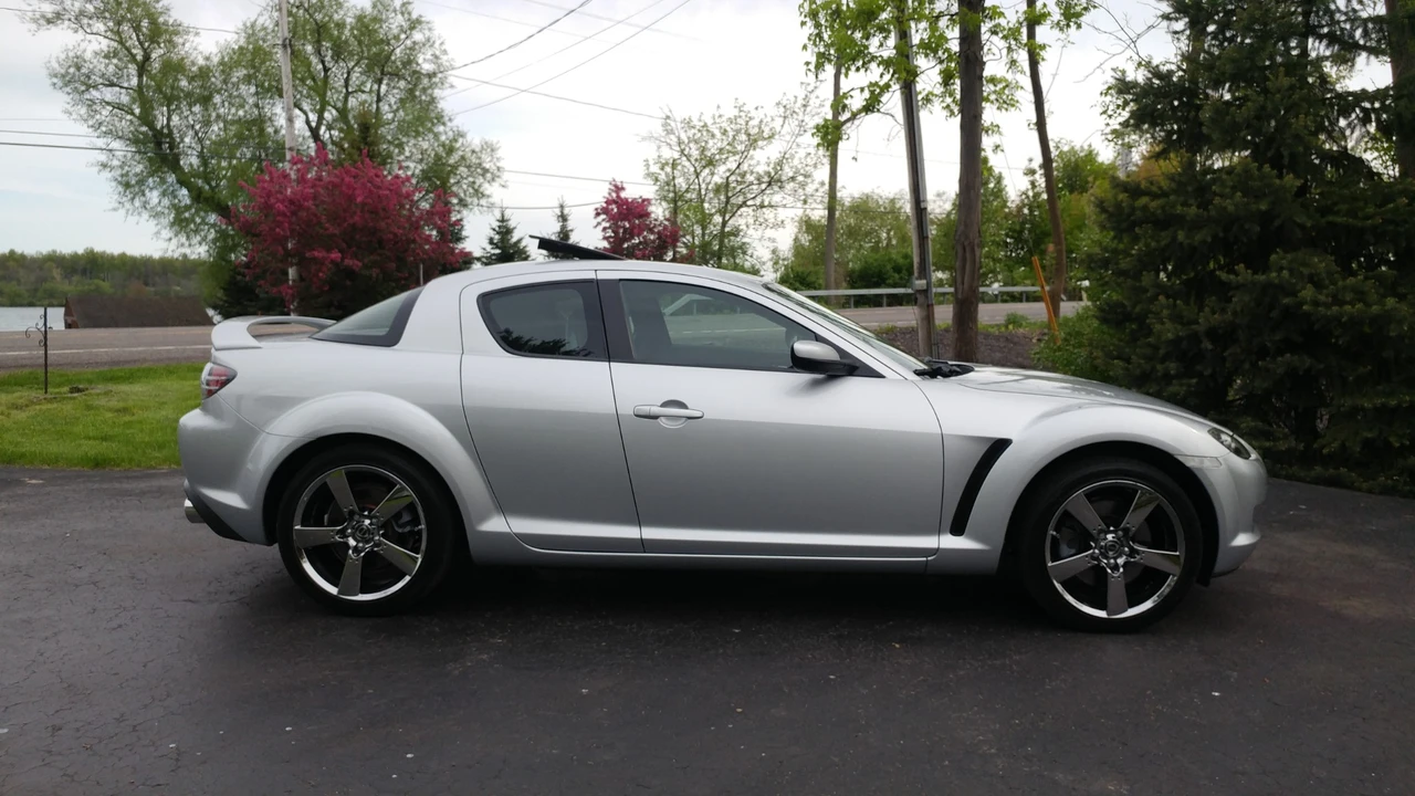 2004 Mazda RX-8 1st Gen - Image 2 of 31