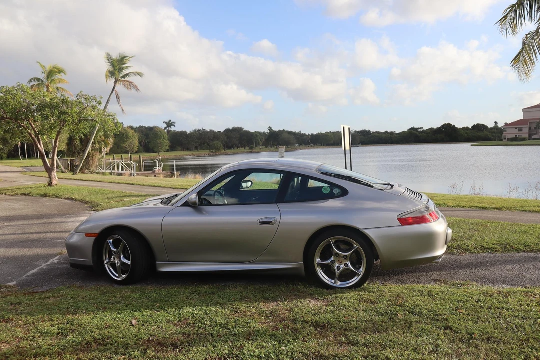 2004 Porsche 996 Carrera - Image 26 of 31
