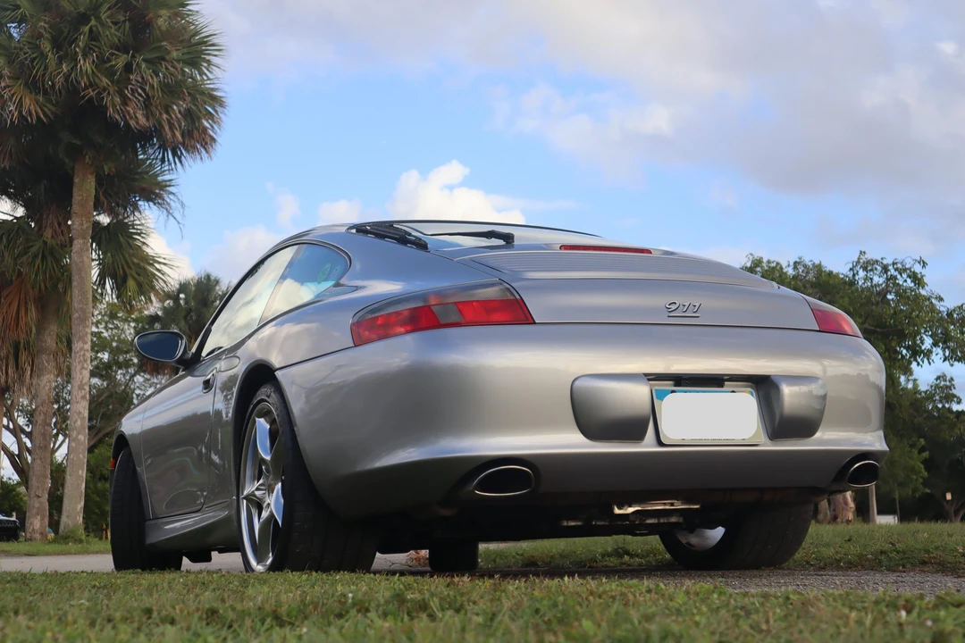2004 Porsche 996 Carrera - Image 18 of 31