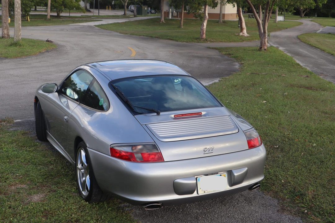 2004 Porsche 996 Carrera - Image 22 of 31