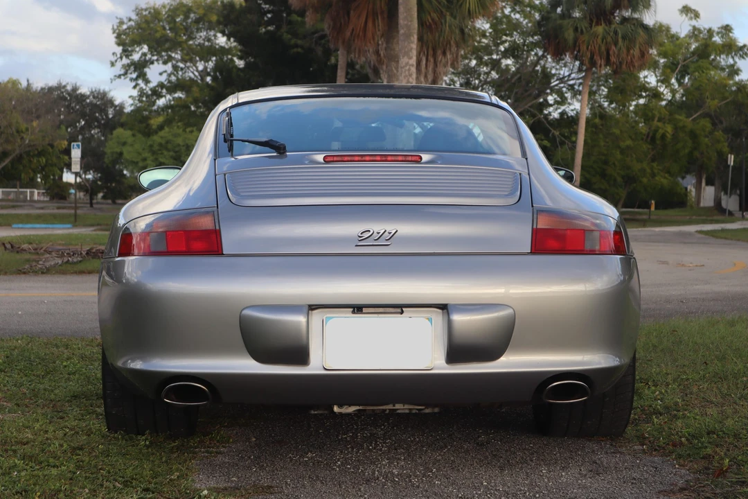 2004 Porsche 996 Carrera - Image 16 of 31