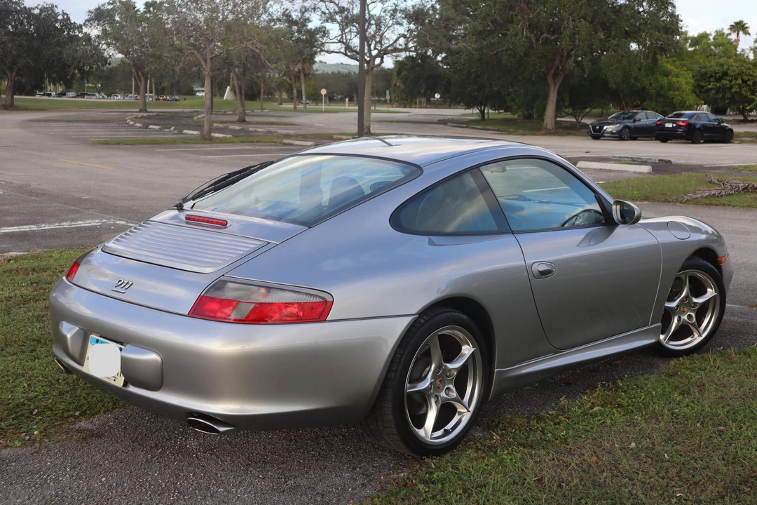 2004 Porsche 996 Carrera - Image 12 of 31