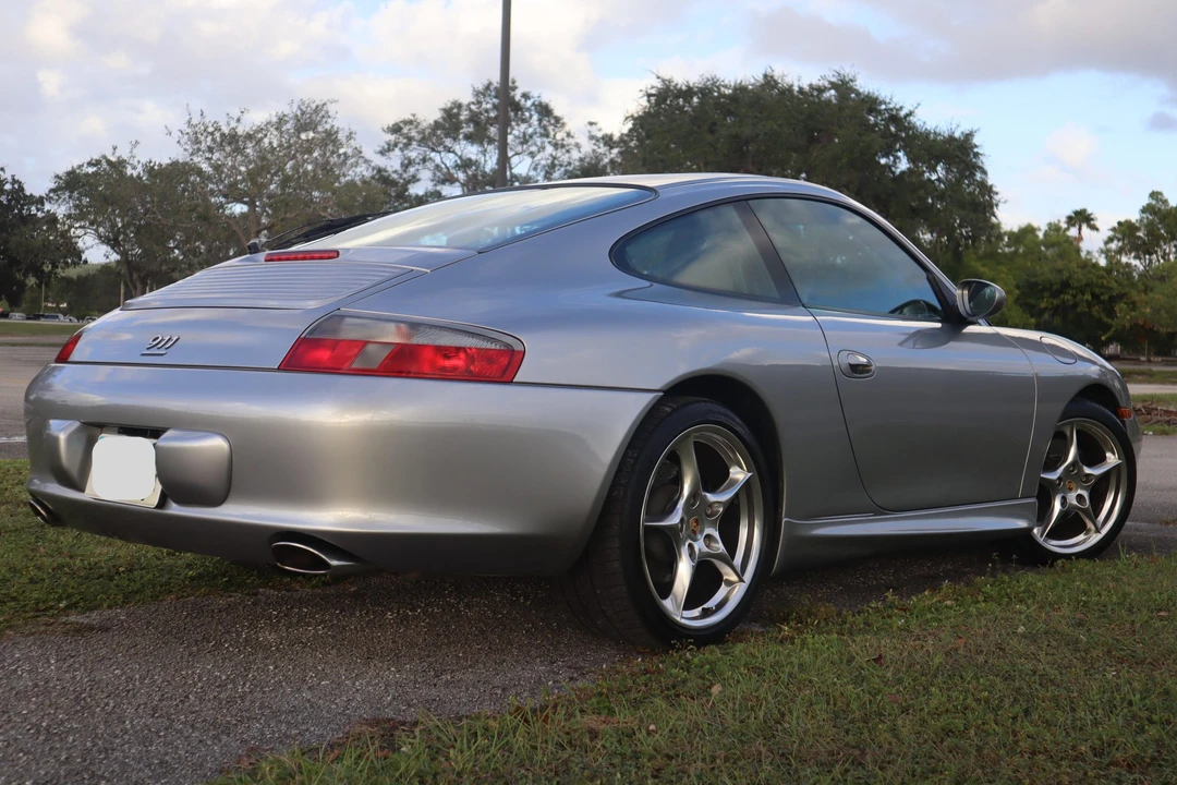 2004 Porsche 996 Carrera - Image 13 of 31