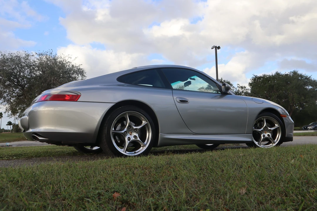 2004 Porsche 996 Carrera - Image 11 of 31