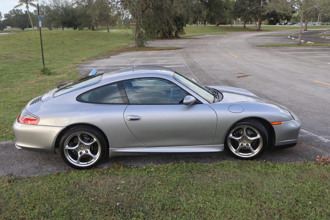 2004 Porsche 996 Carrera - Image 9 of 31