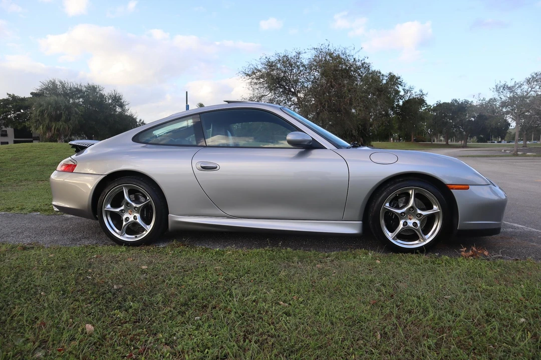 2004 Porsche 996 Carrera - Image 7 of 31