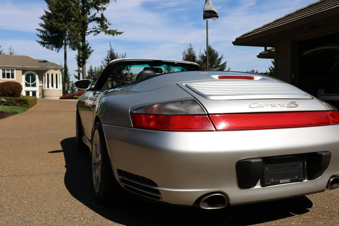 2004 Porsche 996 Carrera 4S - Image 25 of 31
