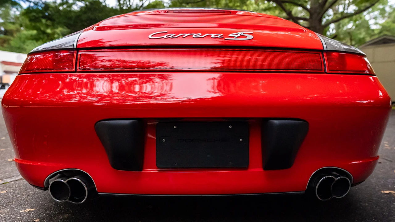 2004 Porsche 996 Carrera 4S - Image 26 of 31