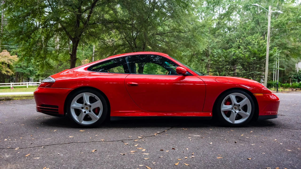 2004 Porsche 996 Carrera 4S - Image 11 of 31
