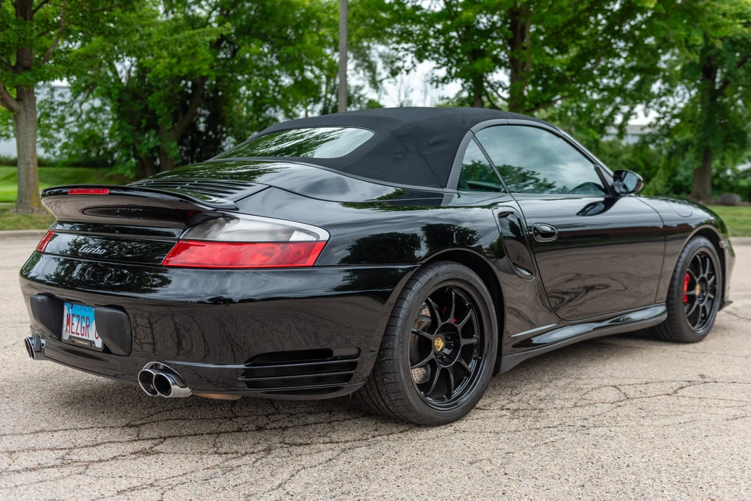 2004 Porsche 996 Turbo - Image 14 of 31