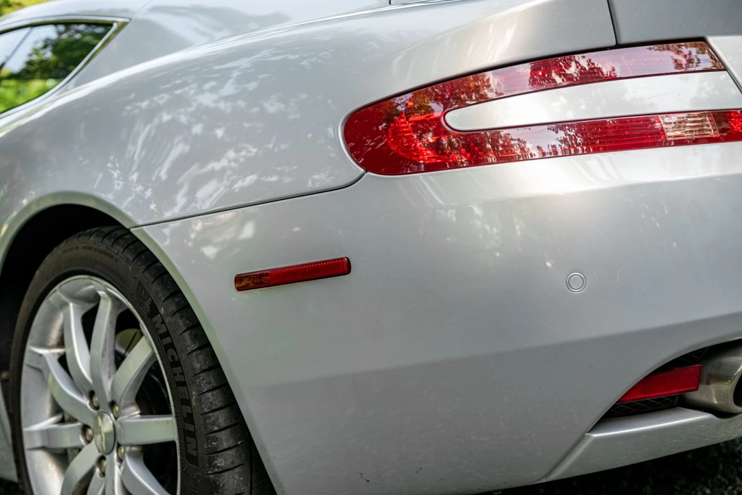 2005 Aston Martin DB9 - Image 21 of 31