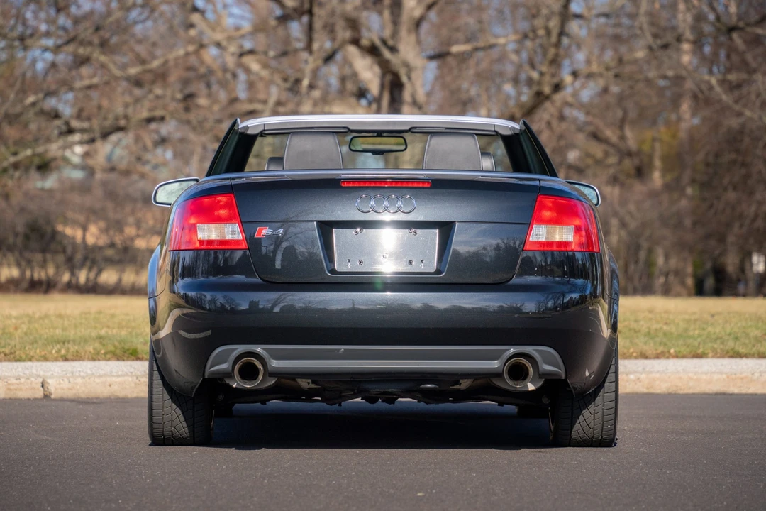2005 Audi B6 S4 - Image 15 of 31