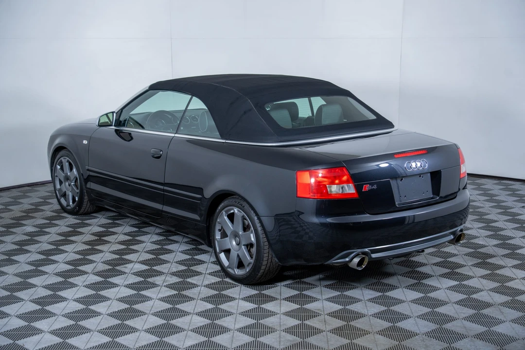 2005 Audi B6 S4 - Image 23 of 31