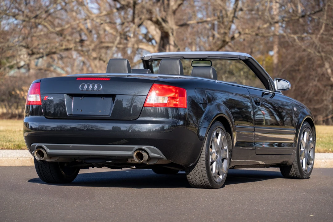 2005 Audi B6 S4 - Image 17 of 31