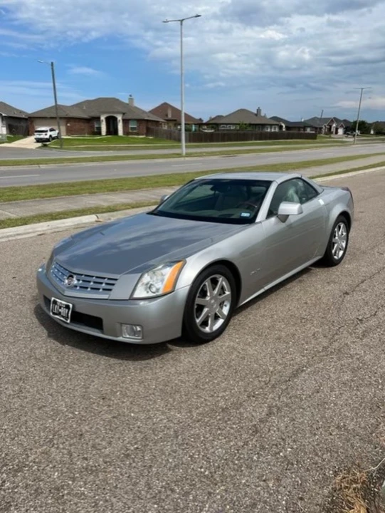 2005 Cadillac XLR - Image 11 of 31