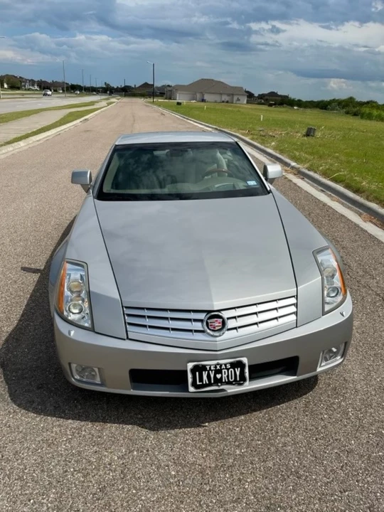 2005 Cadillac XLR - Image 21 of 31