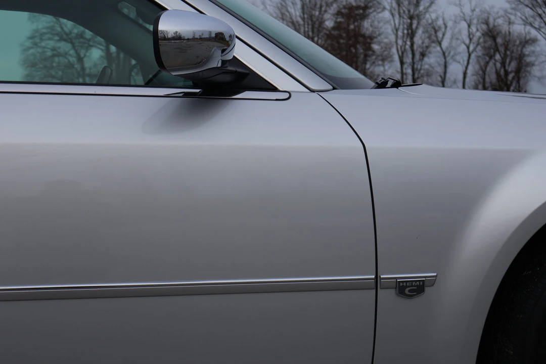 2005 Chrysler 300 (2005-2023) - Image 24 of 31