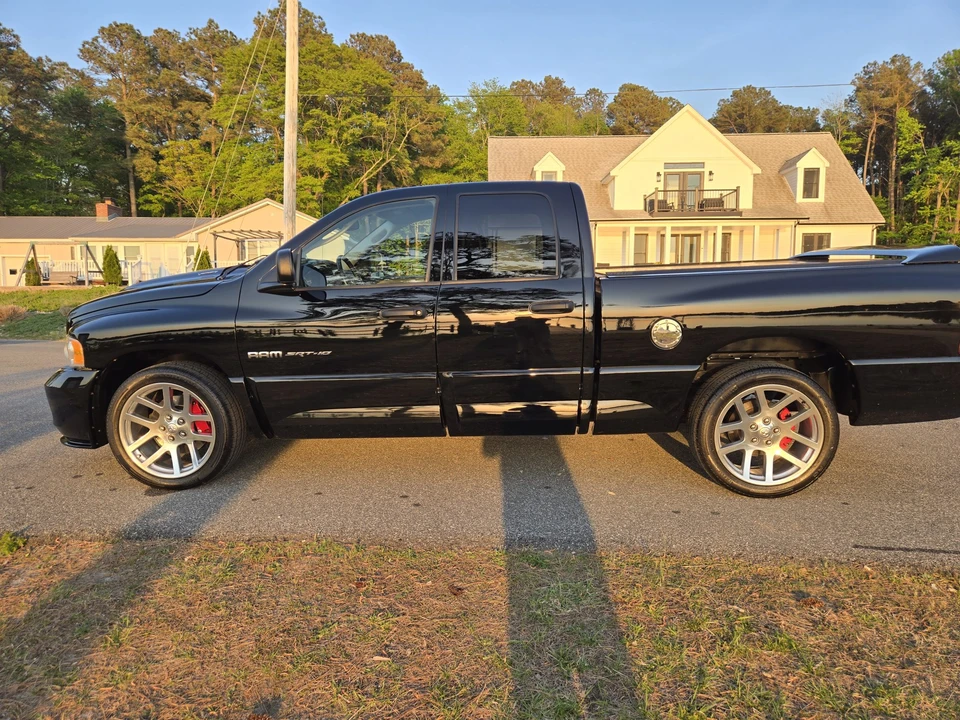 2005 Dodge Ram SRT-10 3rd Gen - Image 15 of 31