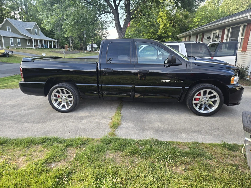 2005 Dodge Ram SRT-10 3rd Gen - Image 8 of 31