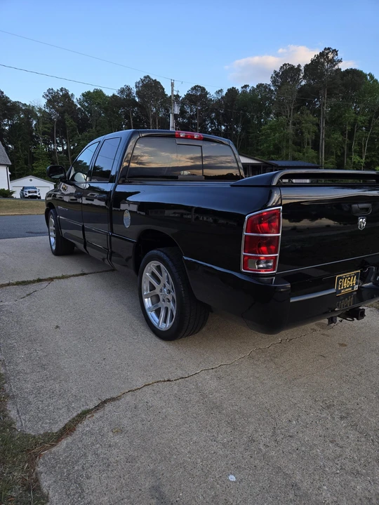 2005 Dodge Ram SRT-10 3rd Gen - Image 28 of 31