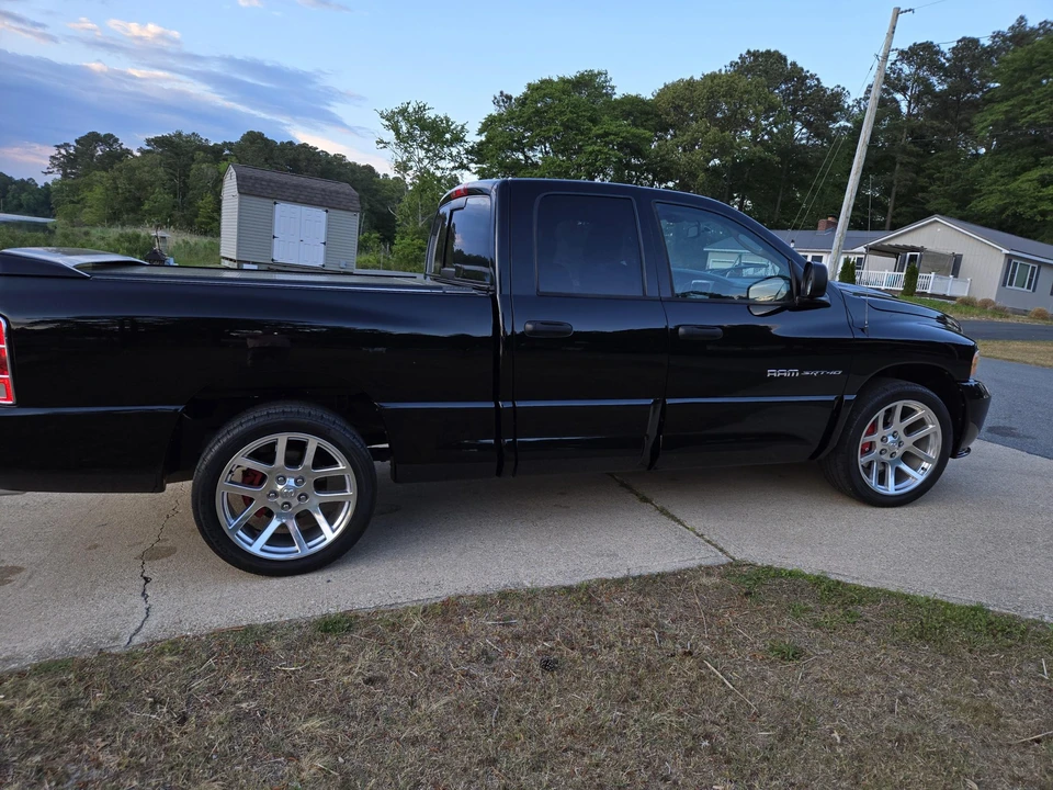 2005 Dodge Ram SRT-10 3rd Gen - Image 6 of 31