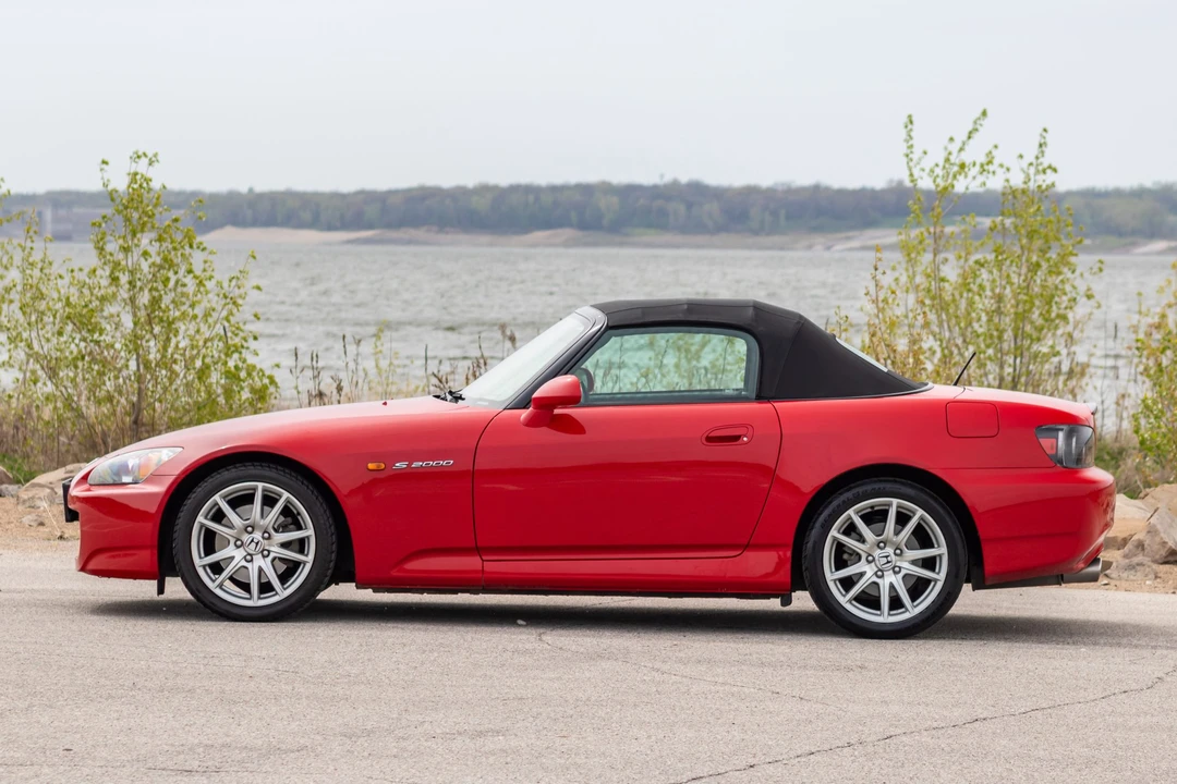 2005 Honda AP2 S2000 - Image 11 of 31