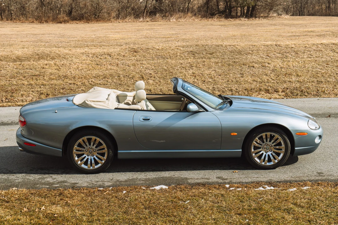 2005 Jaguar X100 XK8 - Image 15 of 31