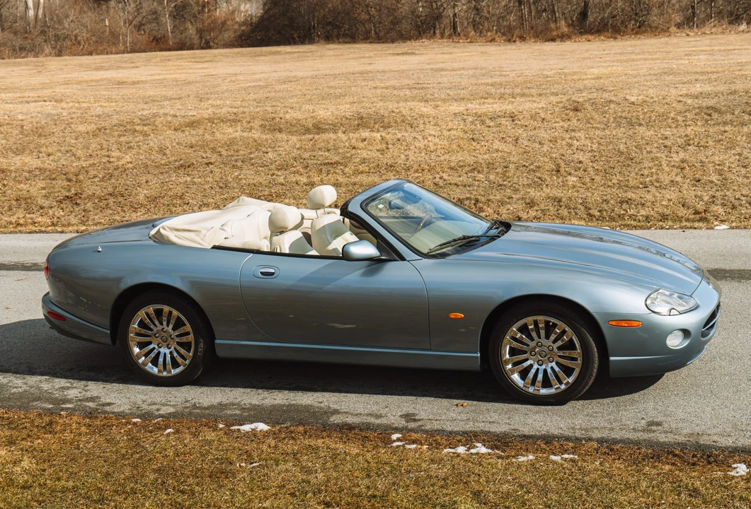 2005 Jaguar X100 XK8 - Image 13 of 31