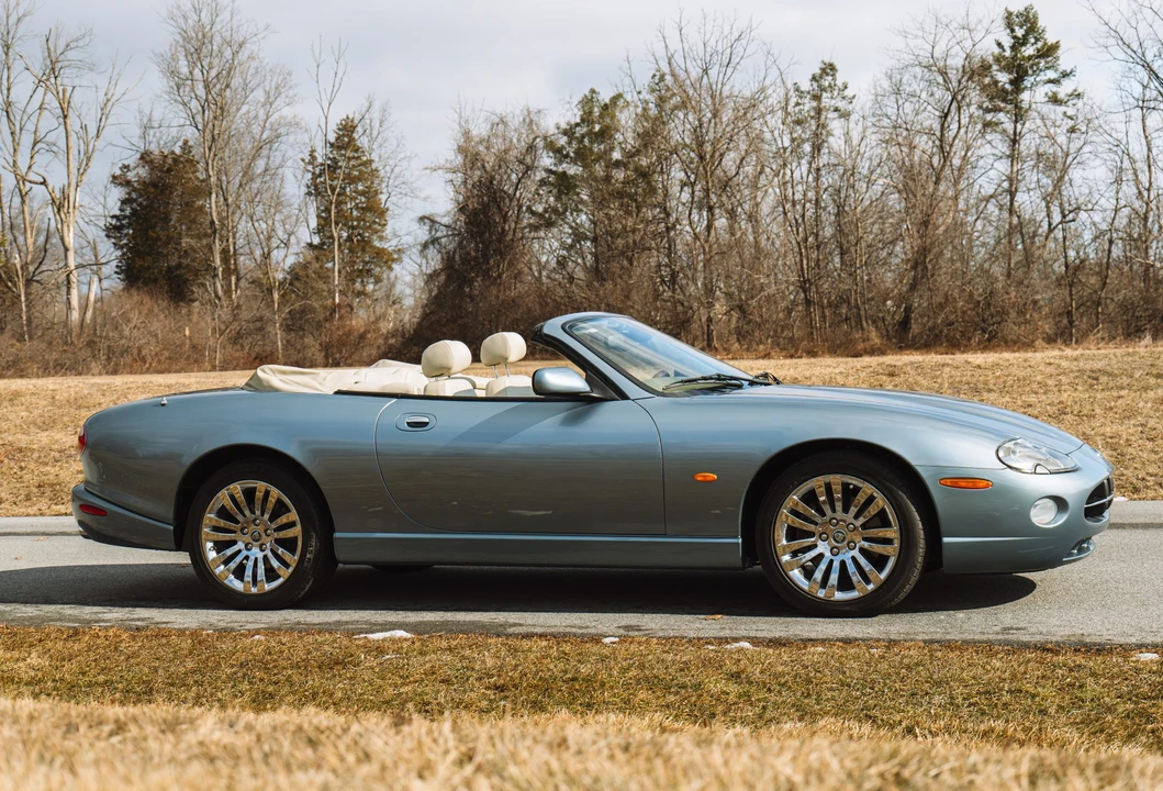 2005 Jaguar X100 XK8 - Image 12 of 31