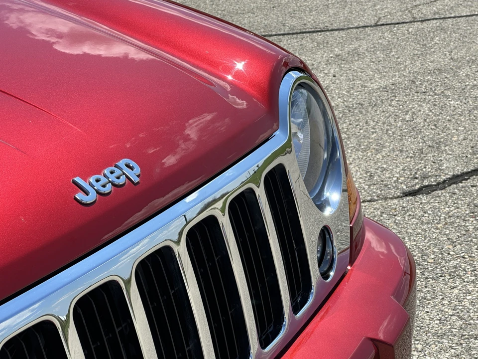 2005 Jeep KJ Liberty - Image 23 of 31
