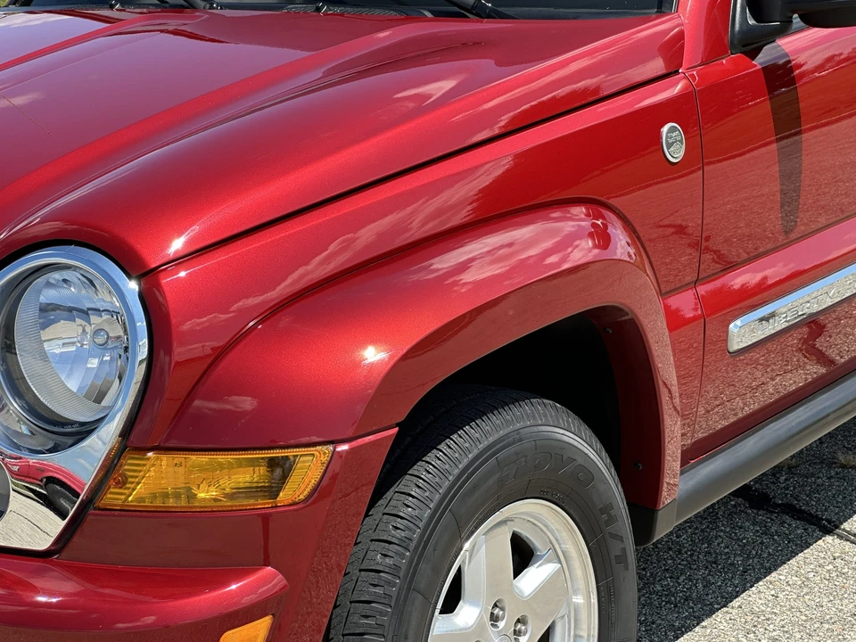 2005 Jeep KJ Liberty - Image 20 of 31