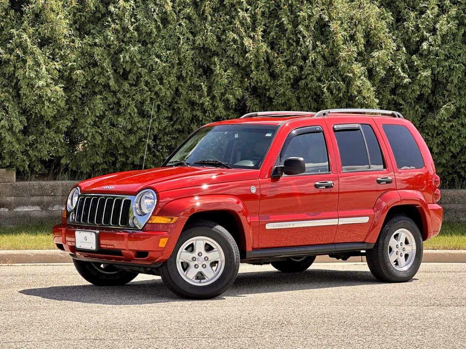 2005 Jeep KJ Liberty - Image 4 of 31