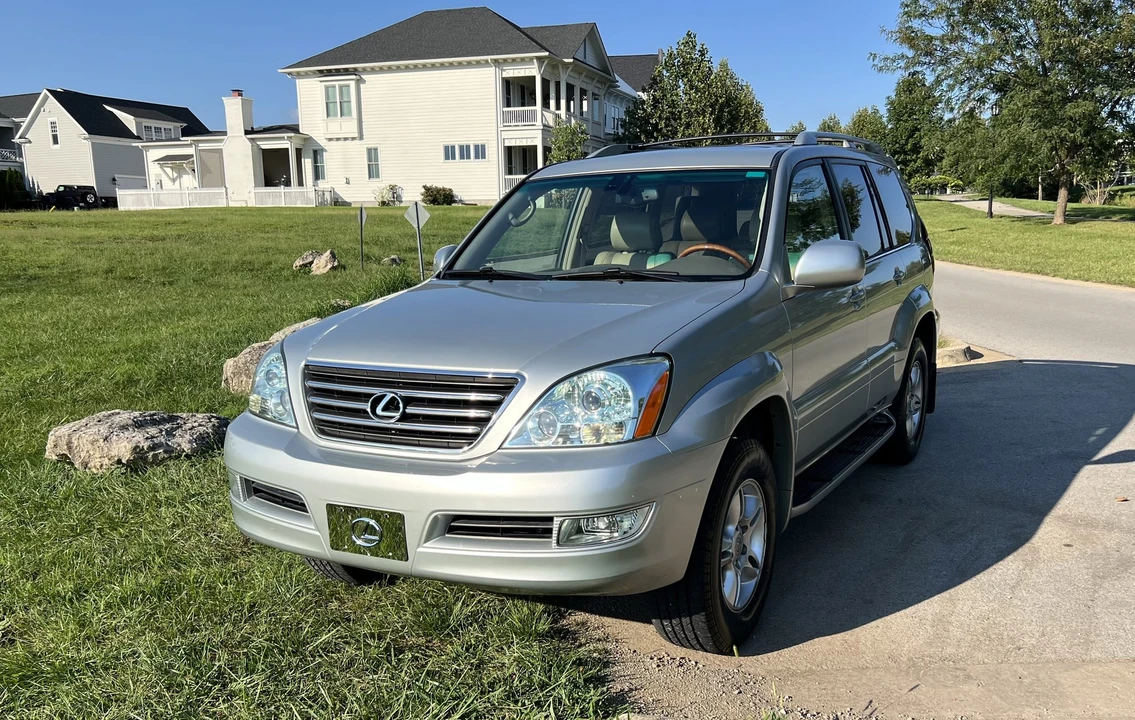 2005 Lexus GX 1st Gen - Image 3 of 31