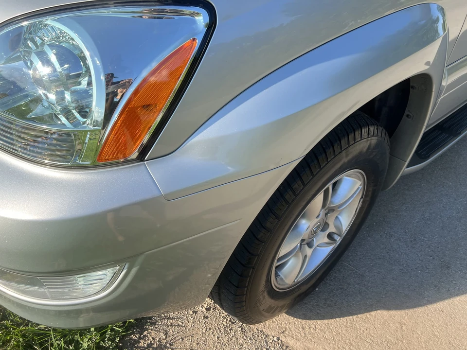2005 Lexus GX 1st Gen - Image 24 of 31