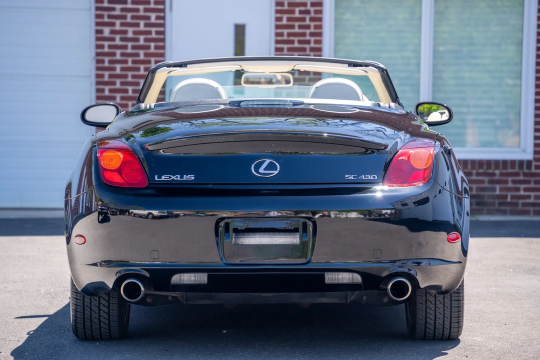 2005 Lexus SC430 - Image 22 of 31