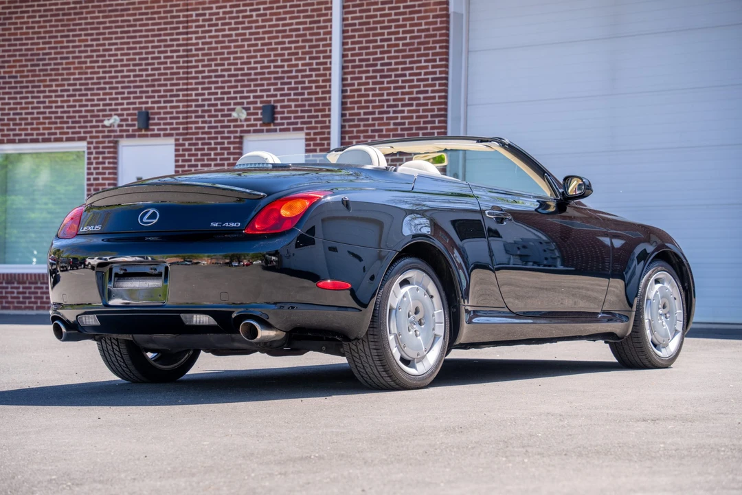 2005 Lexus SC430 - Image 24 of 31