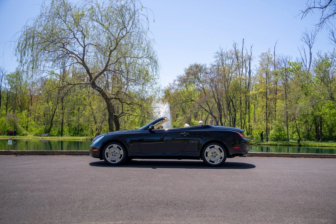 2005 Lexus SC430 - Image 7 of 31