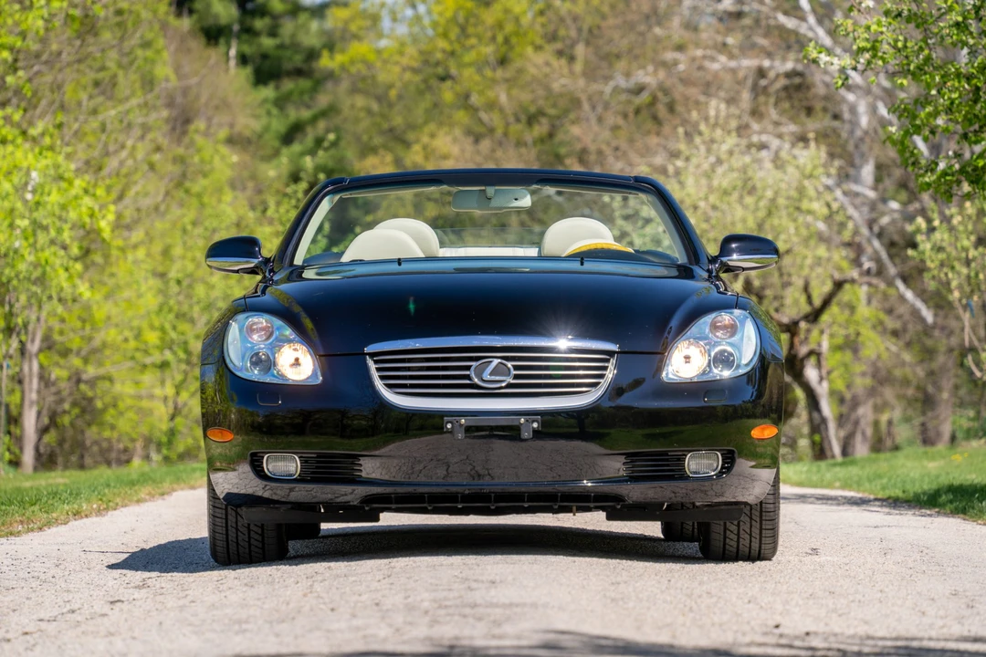 2005 Lexus SC430 - Image 3 of 31