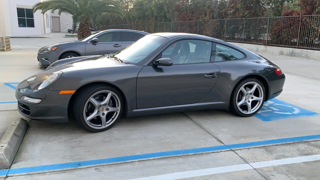 2005 Porsche 997 Carrera - Image 22 of 31
